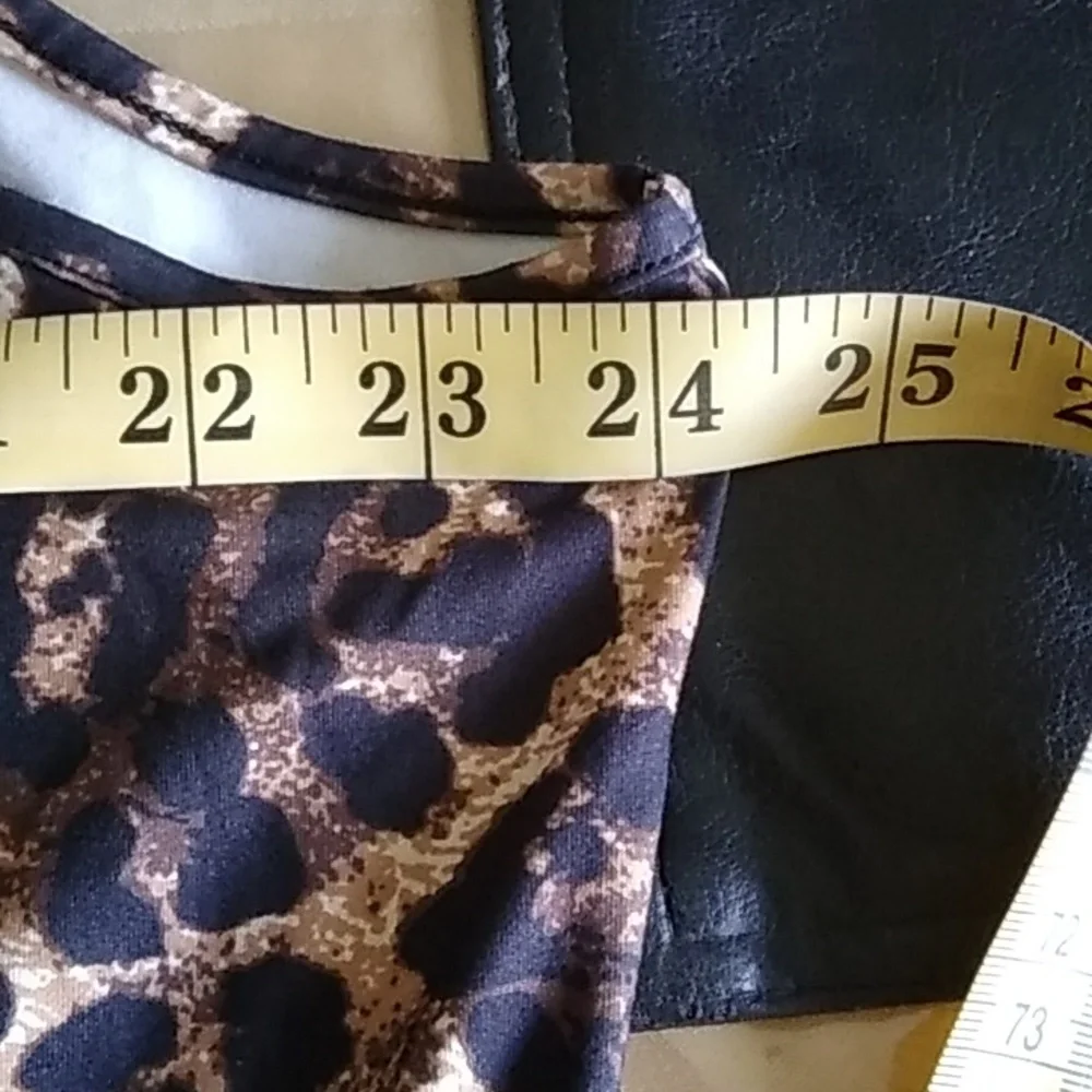 Robert Louis Sleeveless Leopard Print Tie-Neck Top - Brown - Picture 8 of 10